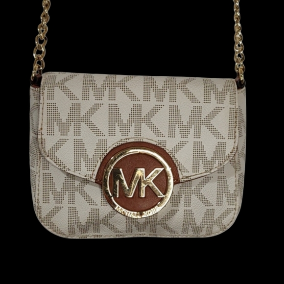 MICHAEL KORS Signature Print Fulton Small Crossbody Bag, Vanilla/Brown - Picture 4 of 10